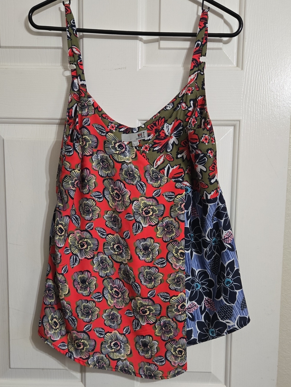 Kut from the Kloth Coral, Olive & Navy Floral Mixed-Print Cami Top
